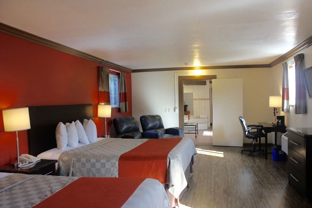 Red Roof Inn & Suites Μοντερέι Εξωτερικό φωτογραφία